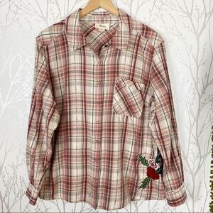 Style & Co Pink Plaid Snap Close Shirt Embroidered